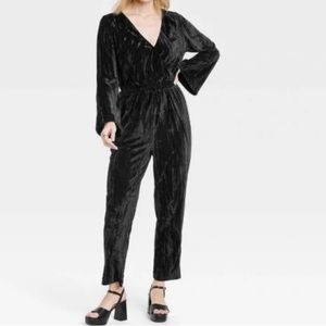 COPY - A New Day Women’s Jumpsuit Velvet Long Sleeve.    Color Black Size  S   …